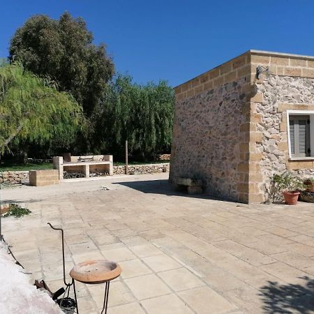Agriturismo Allu Ruvezzu Bed & Breakfast Torre Mozza Exterior photo